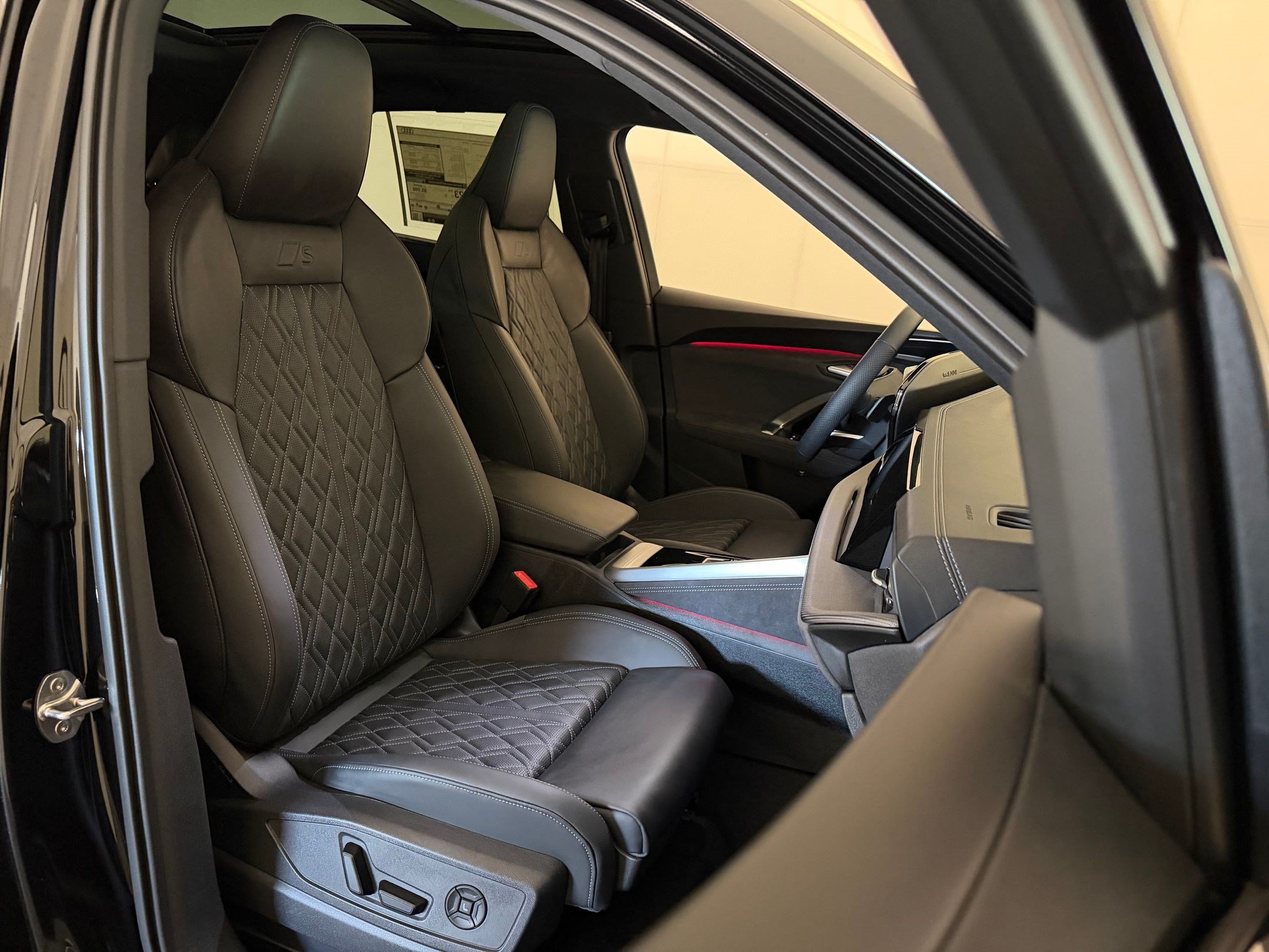 New 2026 Audi SQ5 Premium Plus AWD/4WD image 30