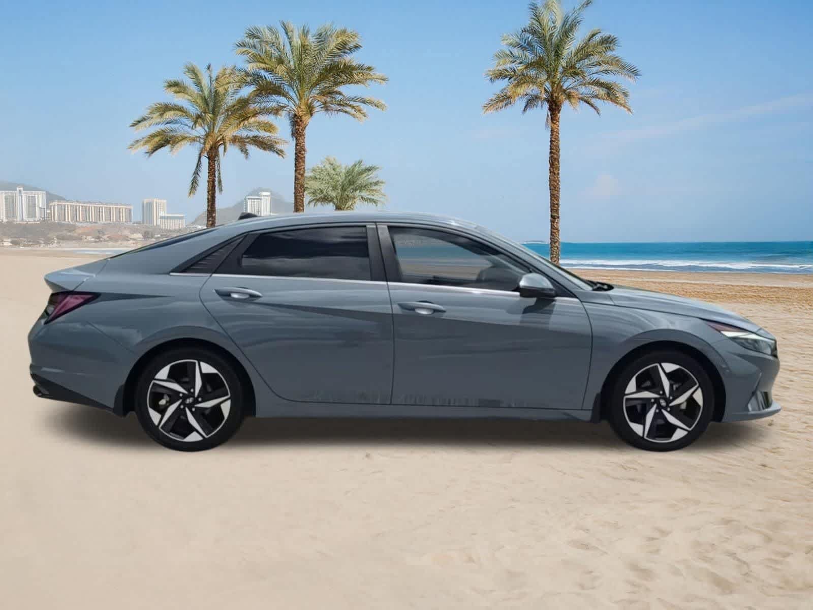 Used 2022 Hyundai Elantra Limited FWD image 9