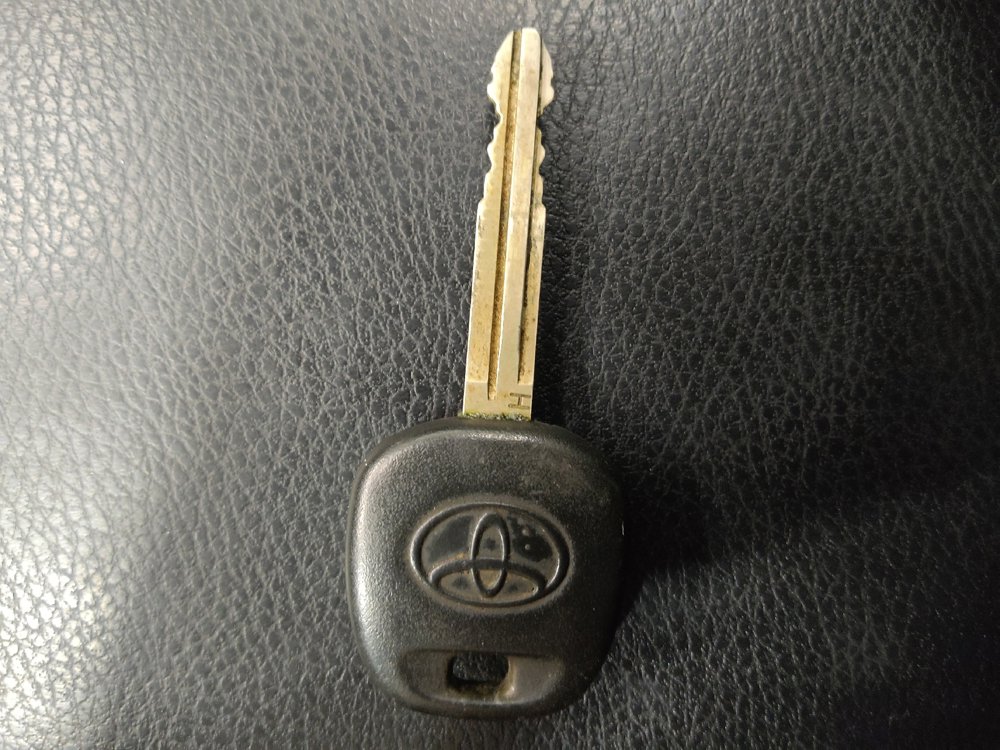 Used 2015 Toyota Corolla L FWD image 32