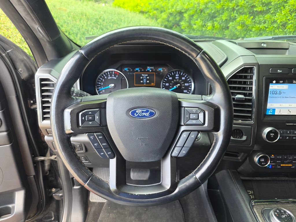 Used 2019 Ford Expedition Limited RWD image 24