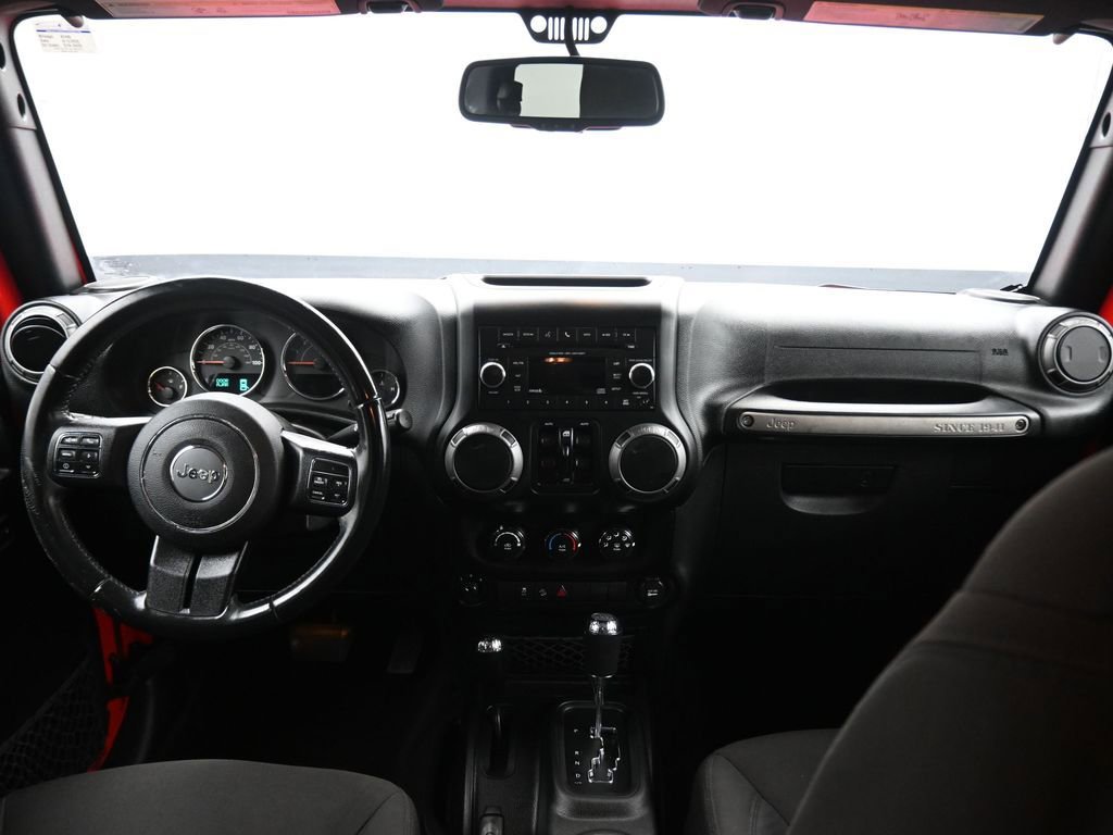 Used 2017 Jeep Wrangler Unlimited Willys image 29