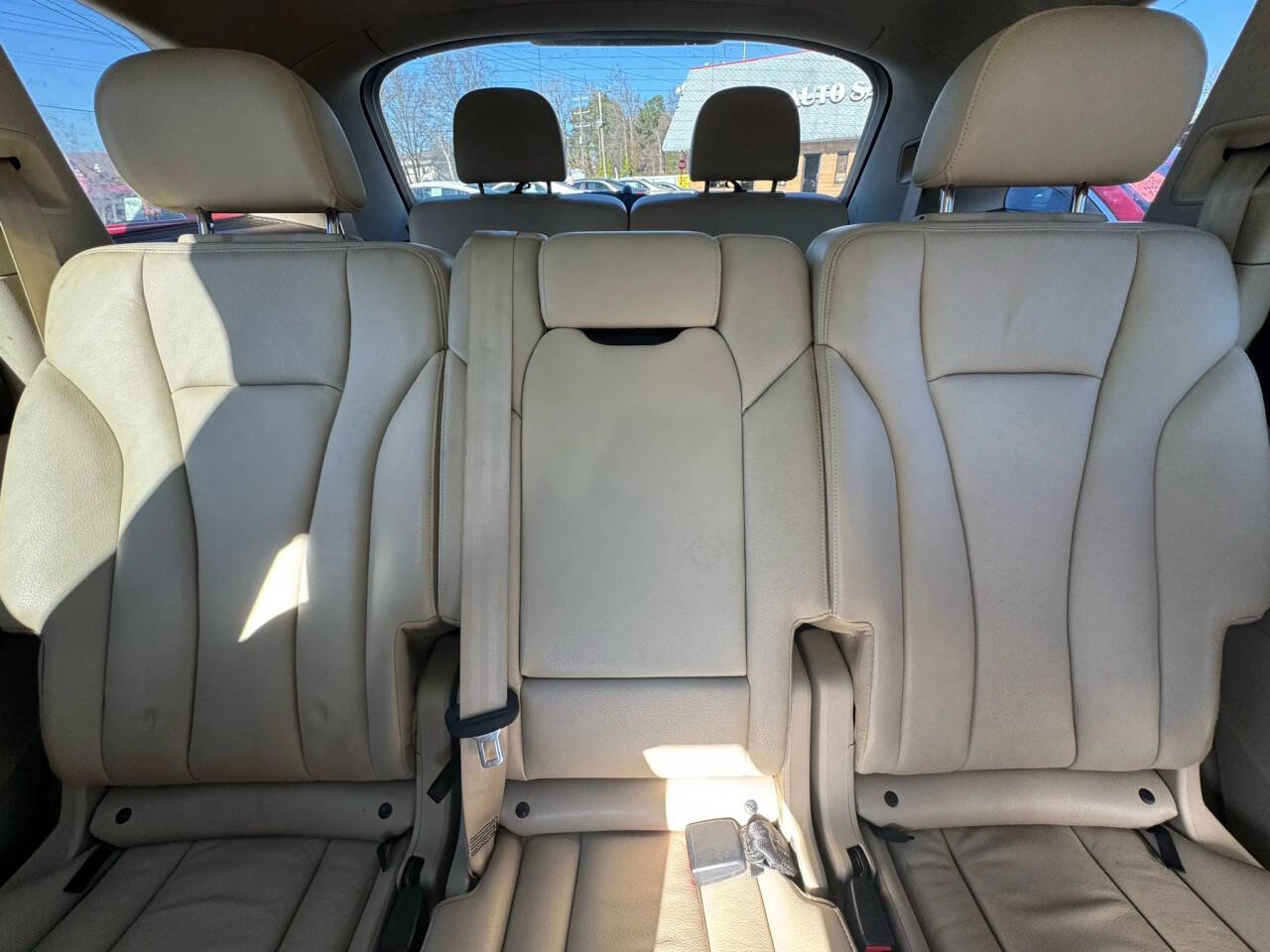 Used 2017 Audi Q7 3.0T Premium w/ Towing Package image 30