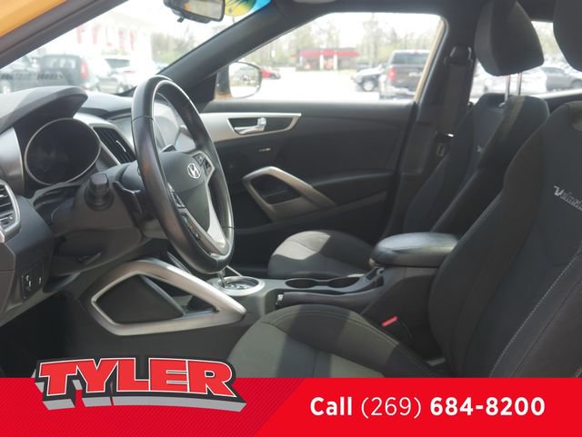 Used 2017 Hyundai Veloster Value Edition FWD image 37