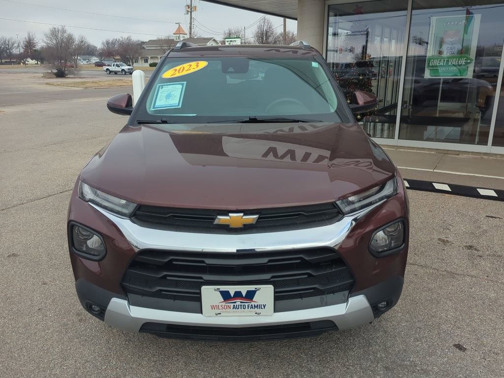 Used 2023 Chevrolet TrailBlazer LT w/ Convenience Package image 3