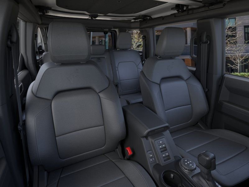New 2025 Ford Bronco Badlands image 10
