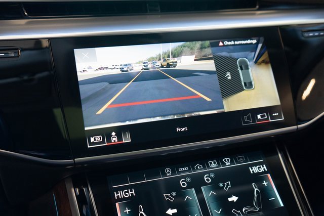 Used 2021 Audi A8 L 4.0T image 33
