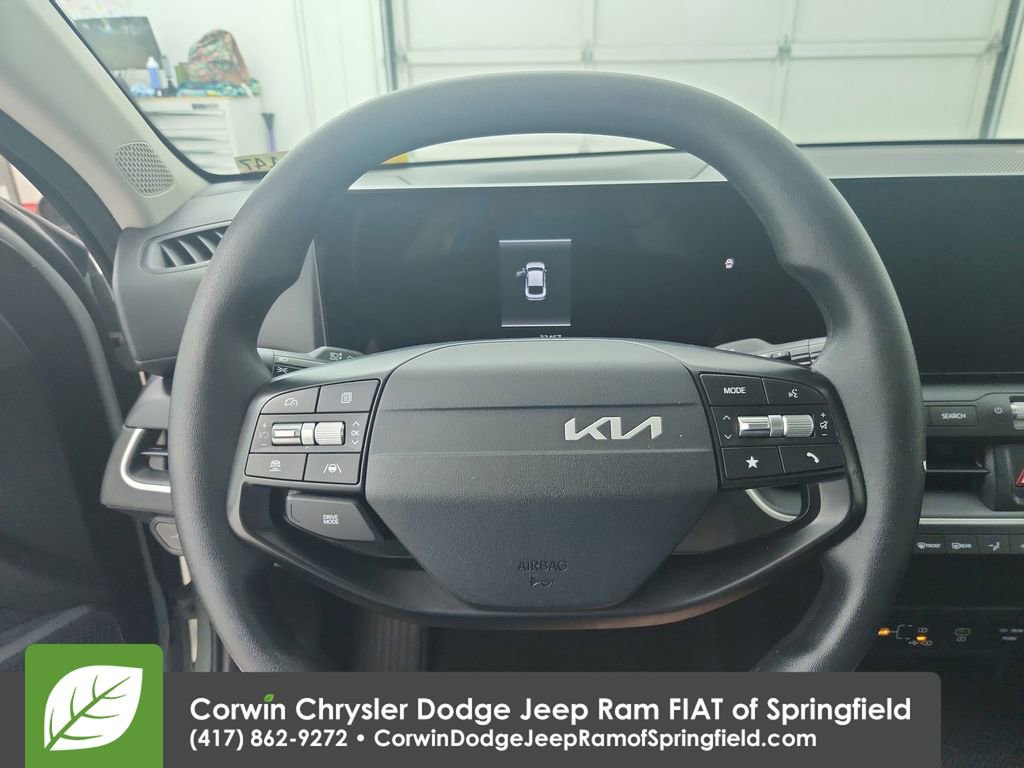 Used 2025 Kia K4 FWD image 21