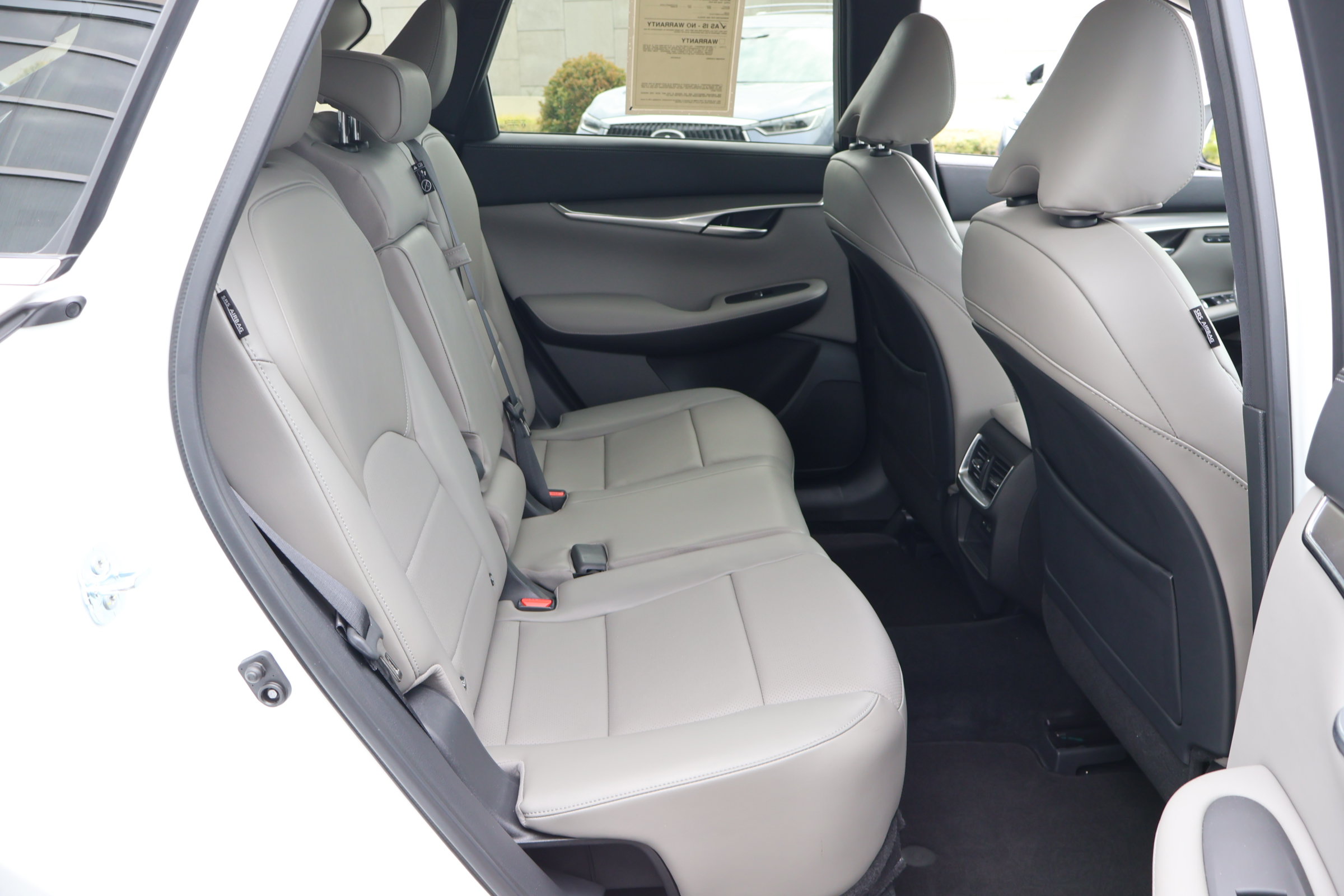 Certified 2023 INFINITI QX50 Luxe FWD image 21