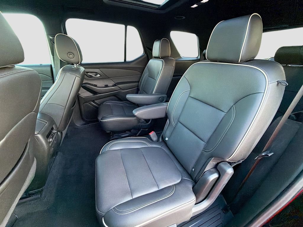 Used 2023 Chevrolet Traverse Premier w/ Redline Edition image 26