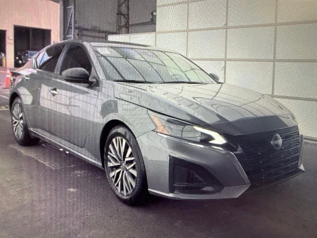 Certified 2024 Nissan Altima 2.5 SV FWD video 1