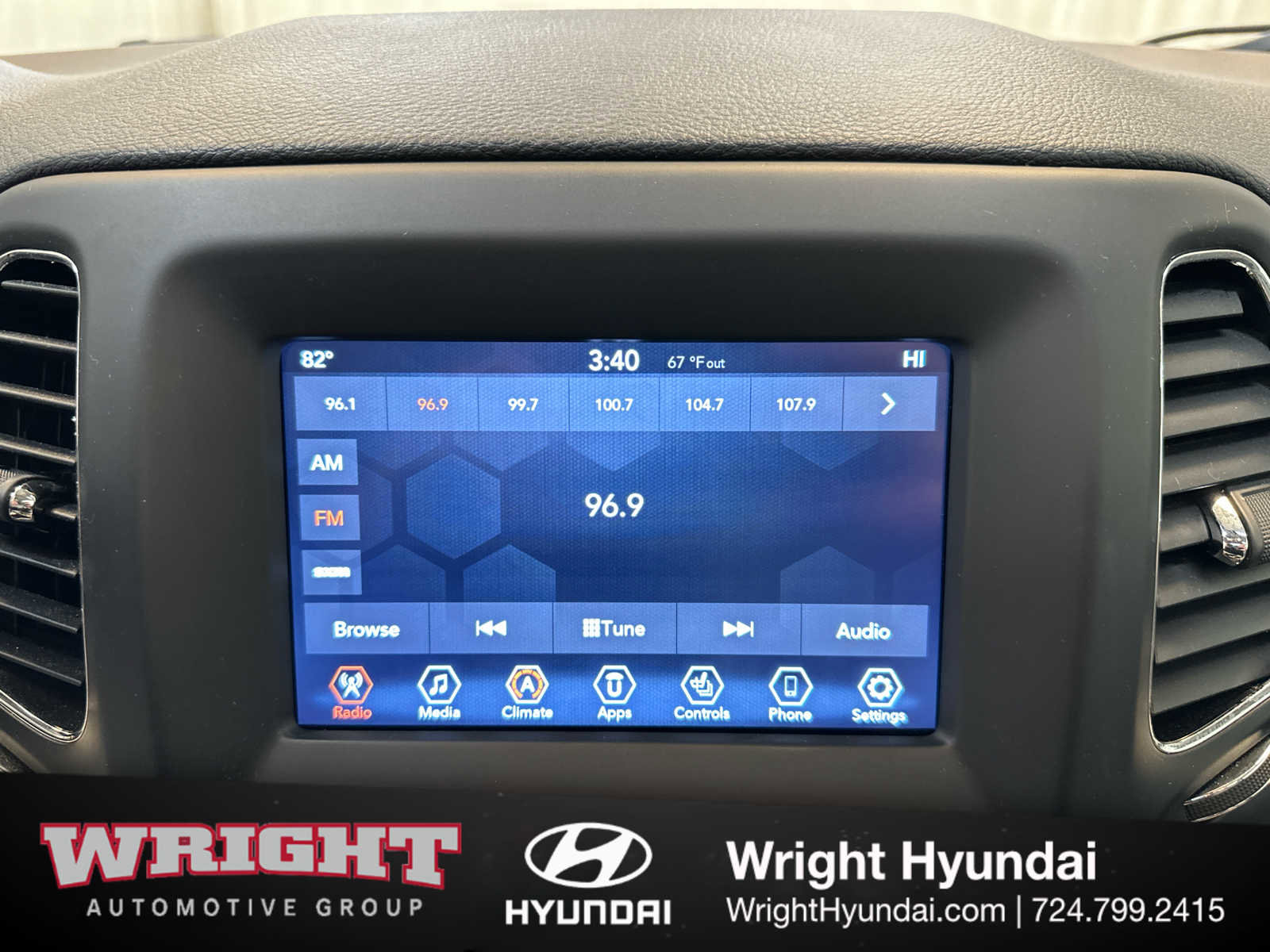 Used 2020 Jeep Compass Latitude image 26