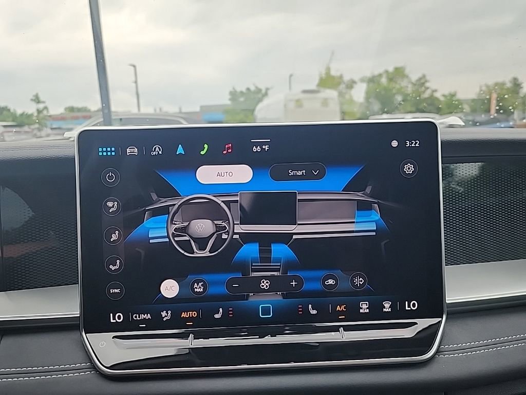 New 2025 Volkswagen Tiguan SE image 15