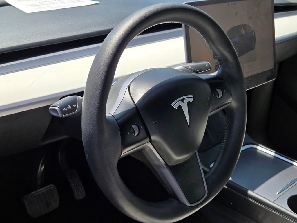 Used 2023 Tesla Model Y Long Range AWD/4WD image 20
