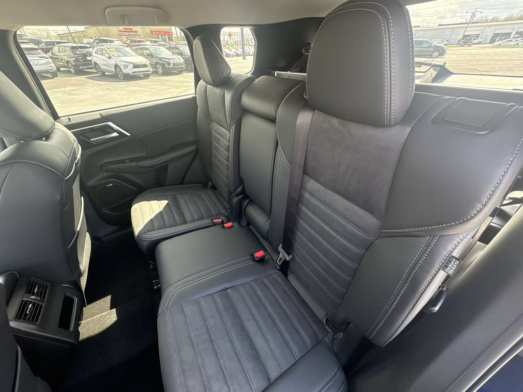 New 2026 Mitsubishi Outlander SE AWD/4WD image 23
