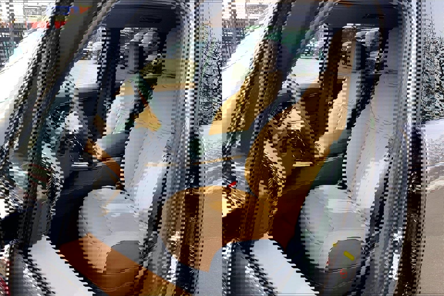 New 2026 Land Rover Range Rover Sport Dynamic SE image 9