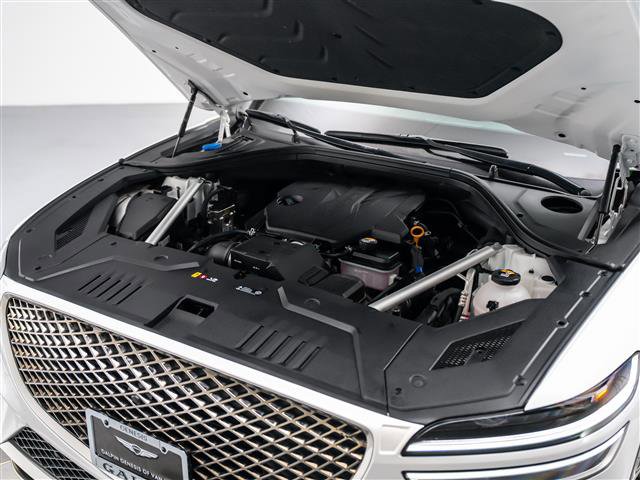 Used 2025 Genesis GV70 2.5T w/ Advanced Package AWD/4WD image 11