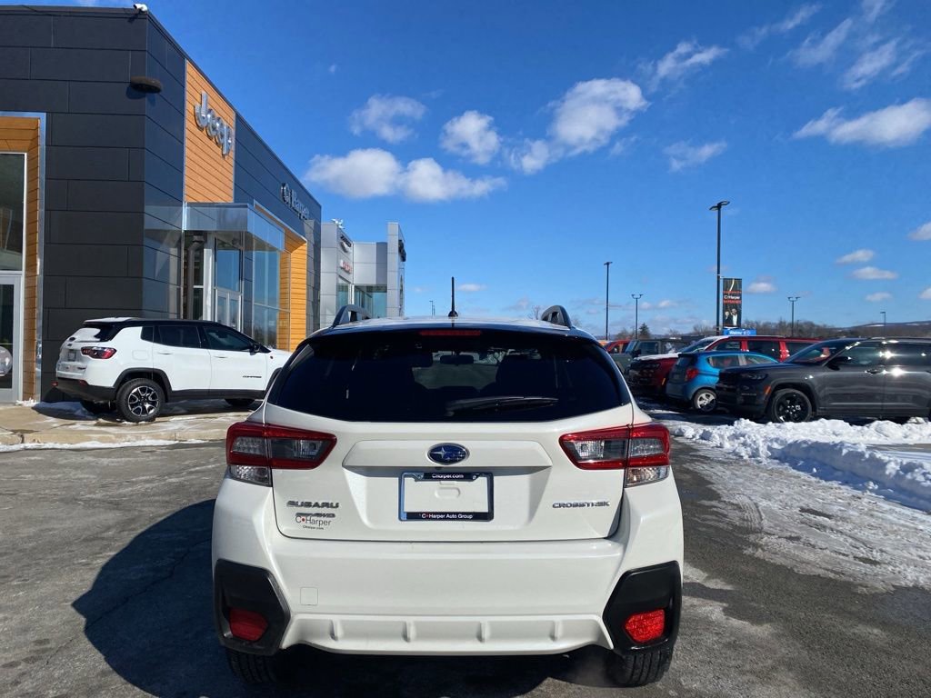 Used 2023 Subaru Crosstrek 2.0i image 3
