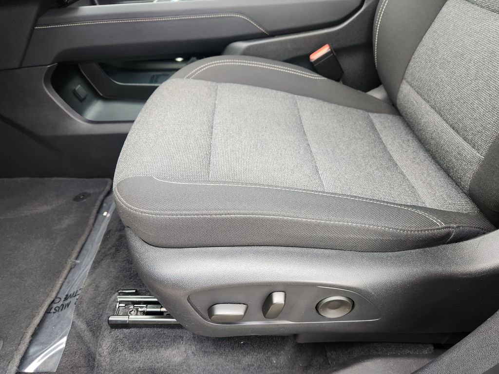 Used 2025 GMC Acadia Elevation image 24