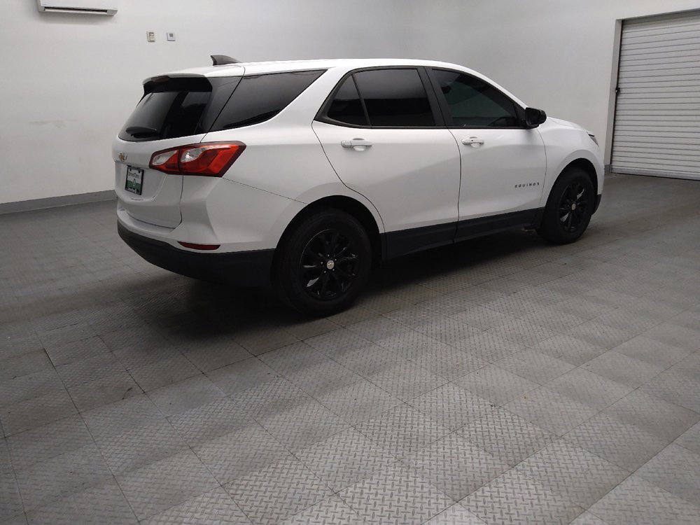 Used 2020 Chevrolet Equinox LS w/ LS Convenience Package FWD image 10