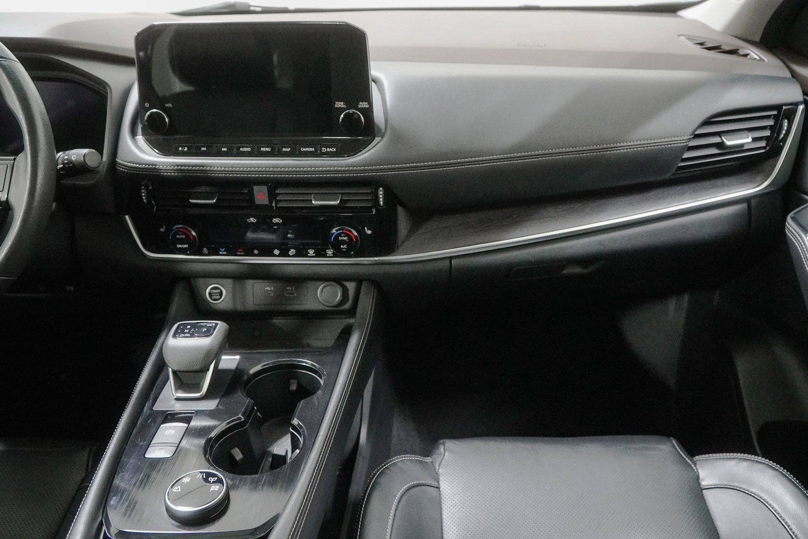 Used 2022 Nissan Rogue Platinum w/ Head-Up Display Package image 37