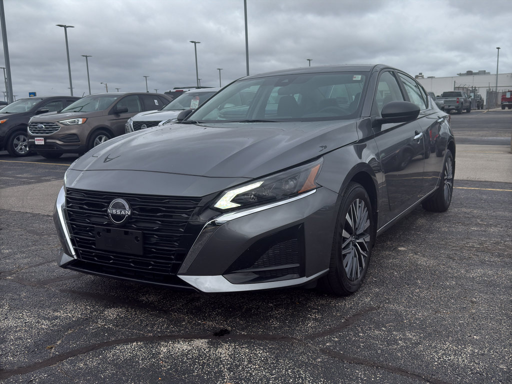 Certified 2024 Nissan Altima 2.5 SV image 2