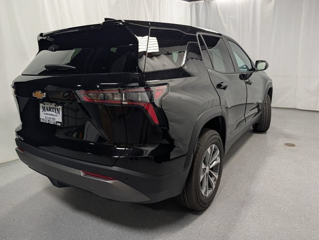 New 2027 Chevrolet Equinox LT w/ Convenience Package II FWD image 3