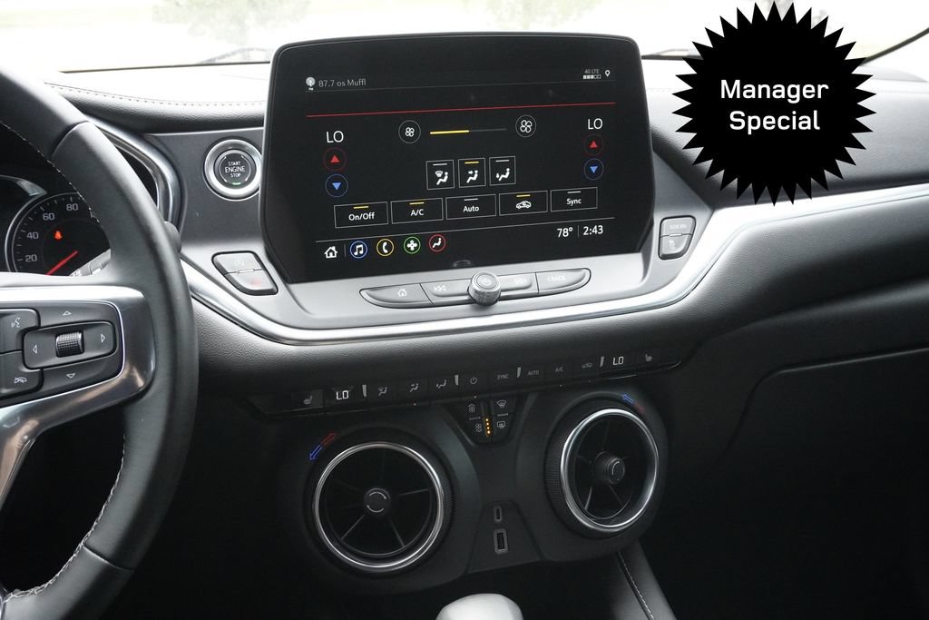 Used 2024 Chevrolet Blazer LT AWD/4WD image 15