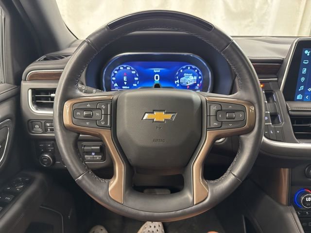 Used 2024 Chevrolet Suburban High Country w/ Advanced Technology Package AWD/4WD image 24