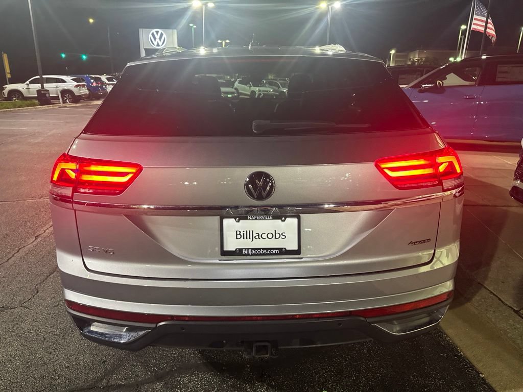 Used 2023 Volkswagen Atlas Cross Sport SE AWD/4WD image 5