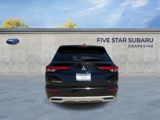 Used 2024 Mitsubishi Outlander SE image 7