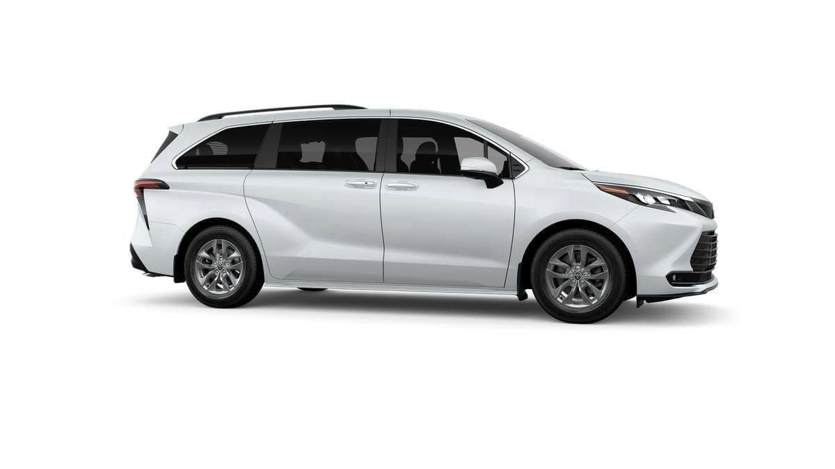 New 2026 Toyota Sienna XLE FWD image 13