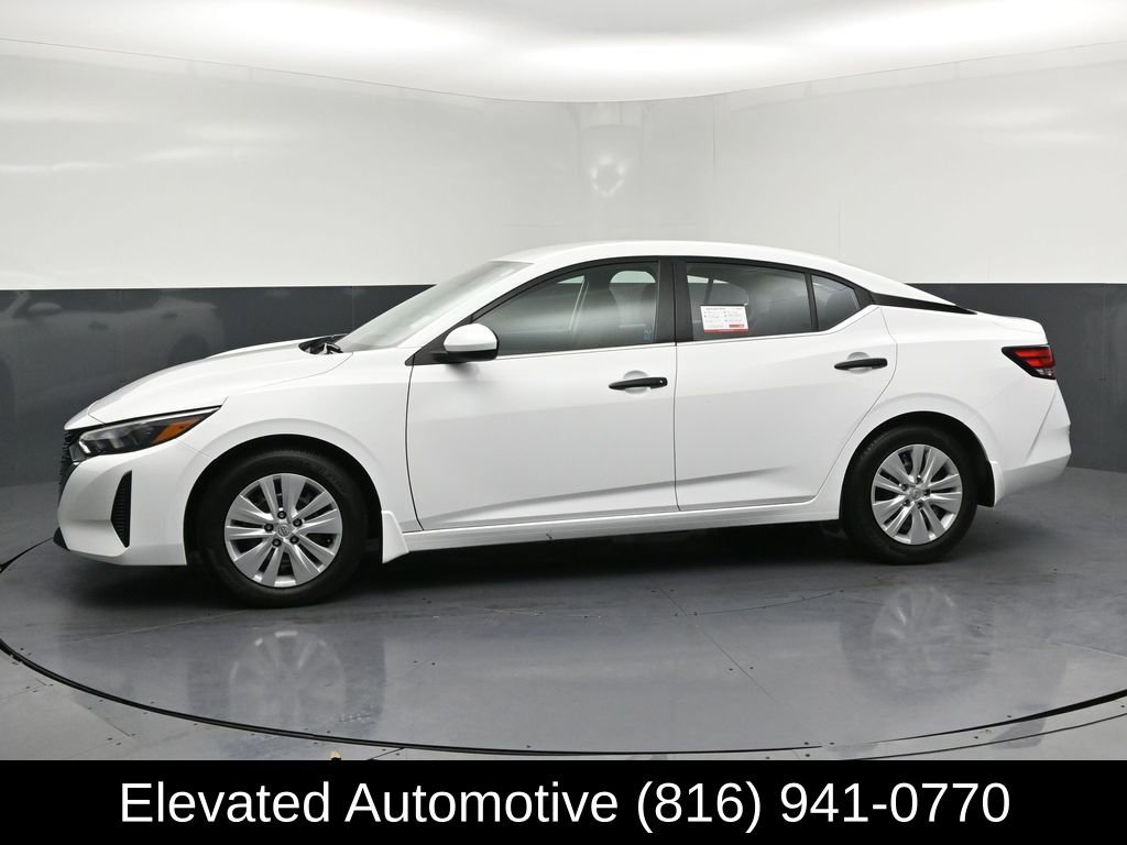 Used 2025 Nissan Sentra S image 2