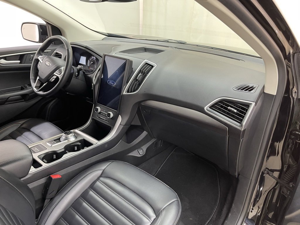 Used 2024 Ford Edge SEL image 12