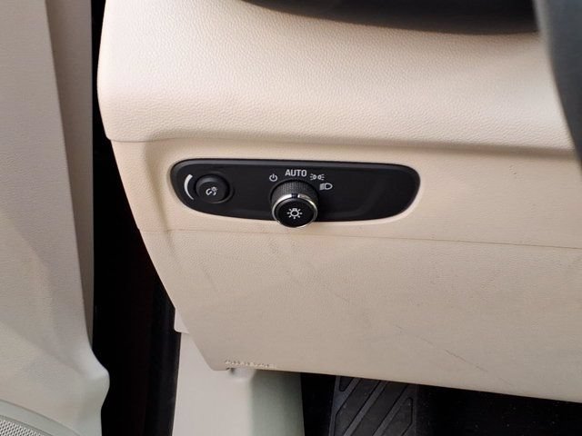 Used 2021 Buick Envision Essence AWD/4WD image 21
