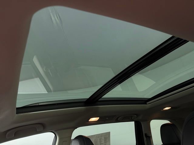 Used 2024 Subaru Ascent Limited w/ Technology Package image 28