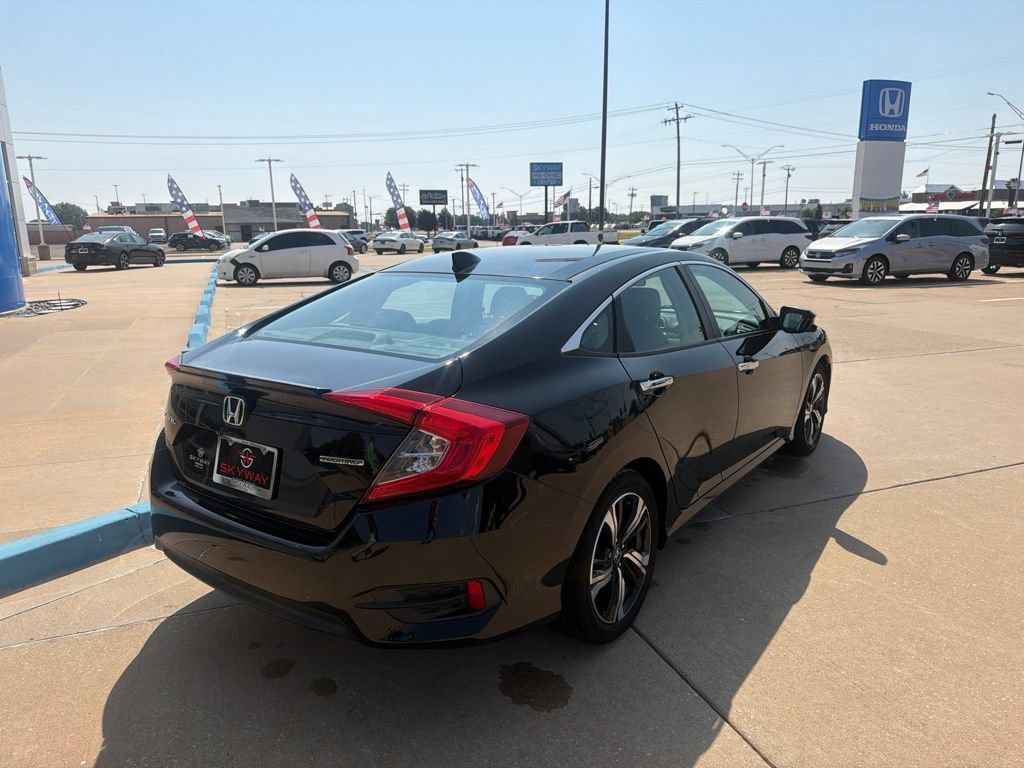 Used 2016 Honda Civic Touring image 8