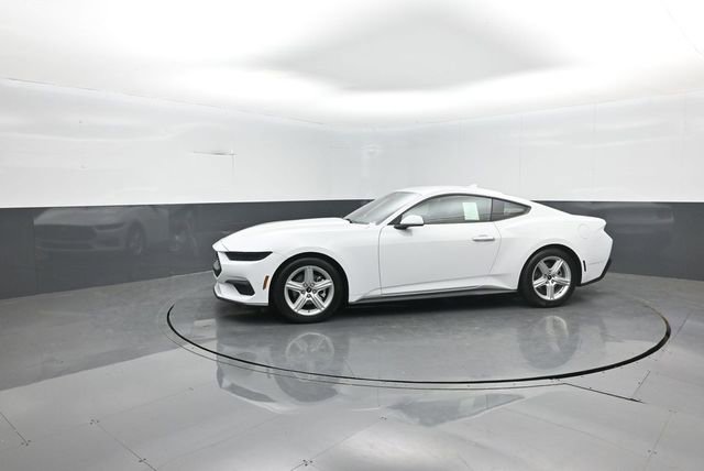 New 2026 Ford Mustang Coupe image 4