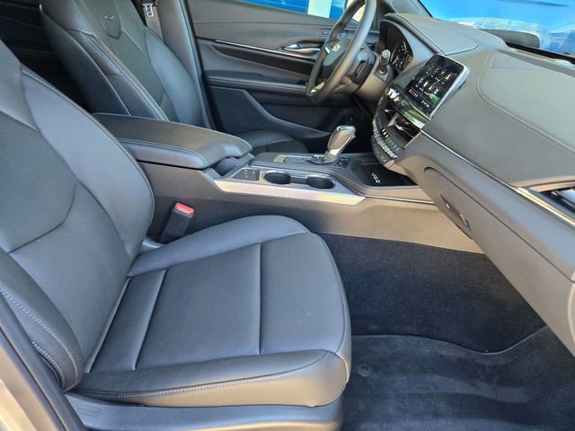 Used 2025 Cadillac CT4 Premium Luxury image 23