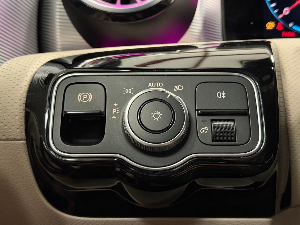 Used 2022 Mercedes-Benz A 220 image 15