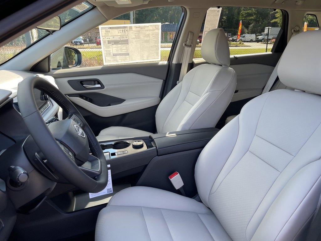 New 2026 Nissan Rogue SV w/ SV Premium Package image 16