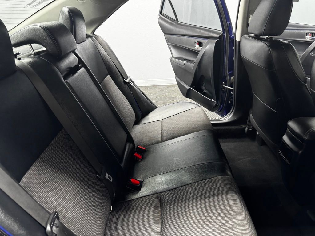 Used 2018 Toyota Corolla SE w/ Body Protection Package FWD image 48