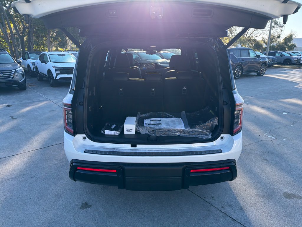 New 2026 Nissan Armada PRO-4X AWD/4WD image 31