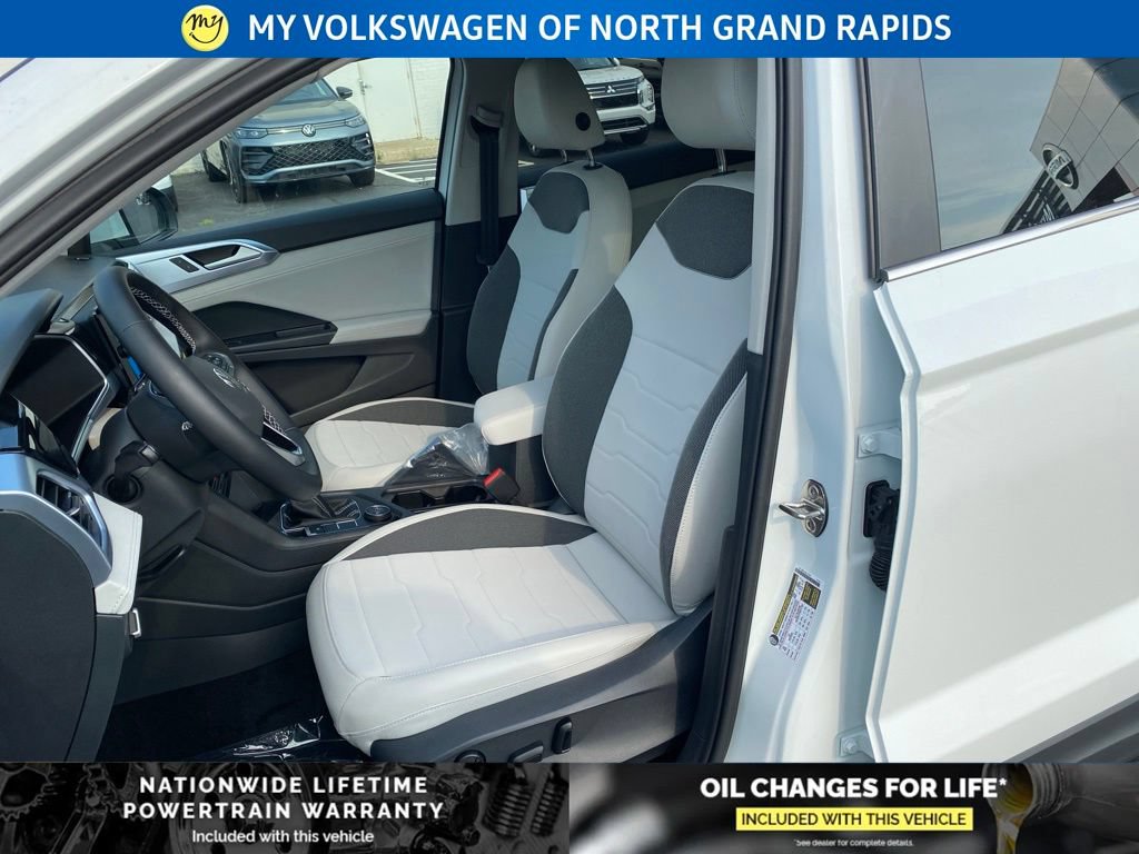 New 2026 Volkswagen Taos SE AWD/4WD image 6