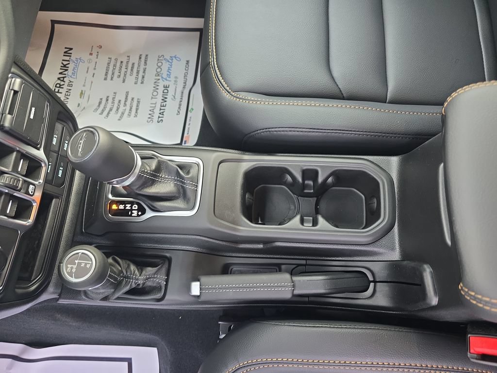 New 2026 Jeep Gladiator Sport AWD/4WD image 25