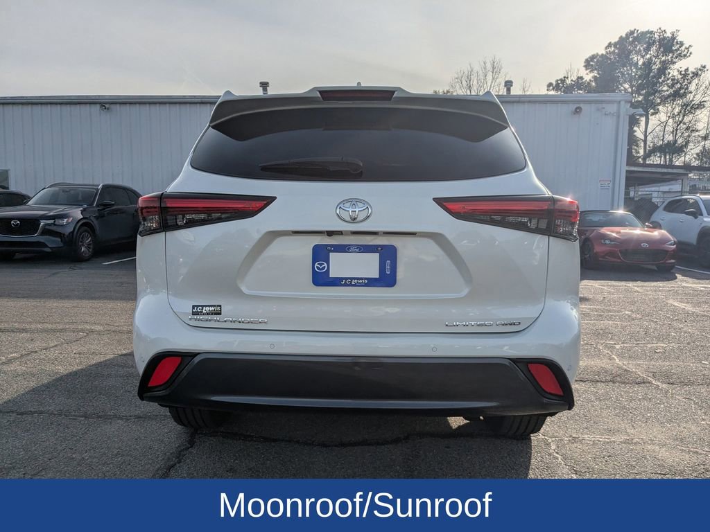 Used 2021 Toyota Highlander Limited image 5