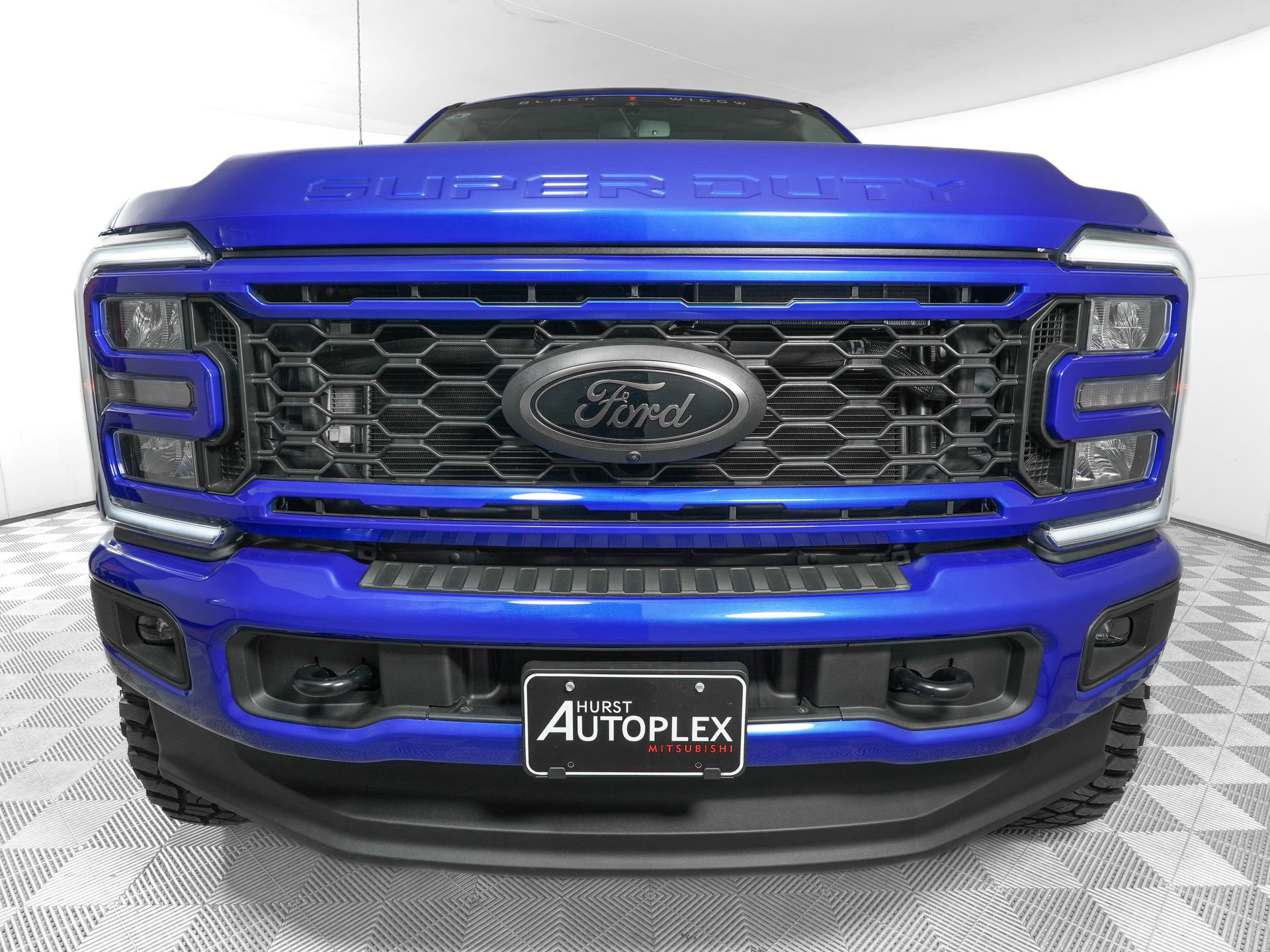 Used 2025 Ford F250 XLT w/ Black Appearance Package image 2