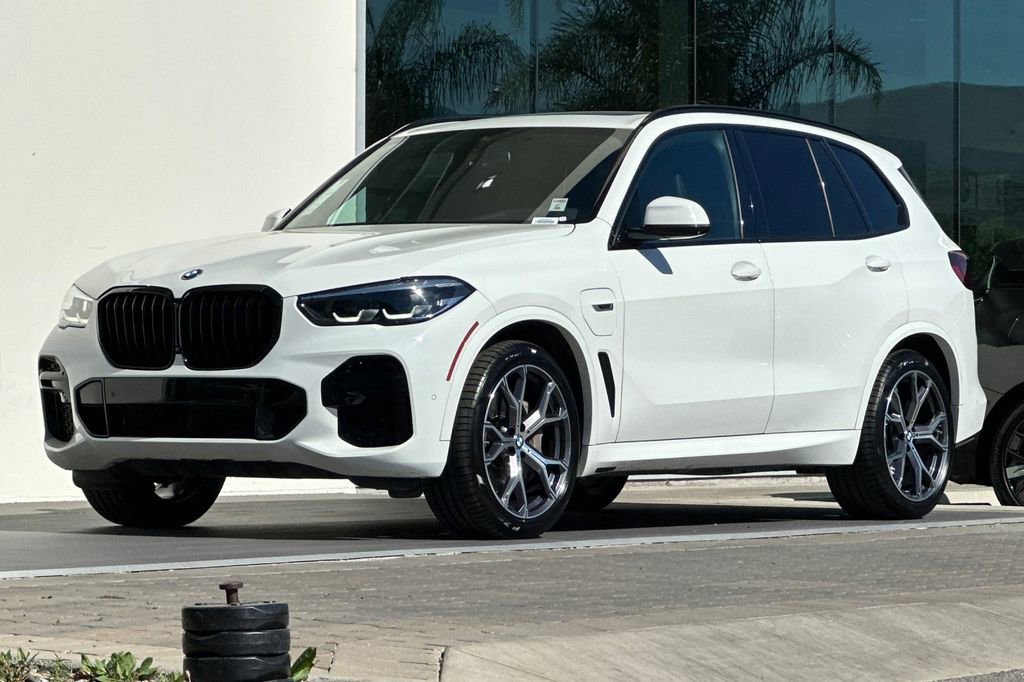 Used 2022 BMW X5 xDrive45e w/ M Sport Package image 7