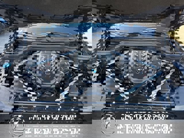 Used 2022 BMW X6 M50i w/ Premium Package image 10