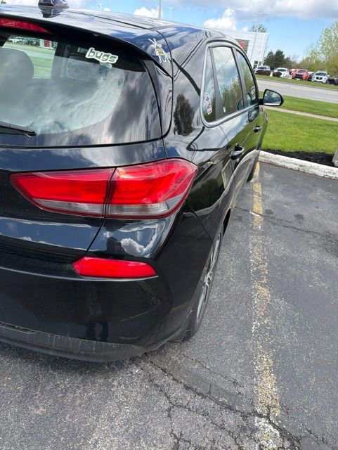 Used 2018 Hyundai Elantra GT FWD image 7