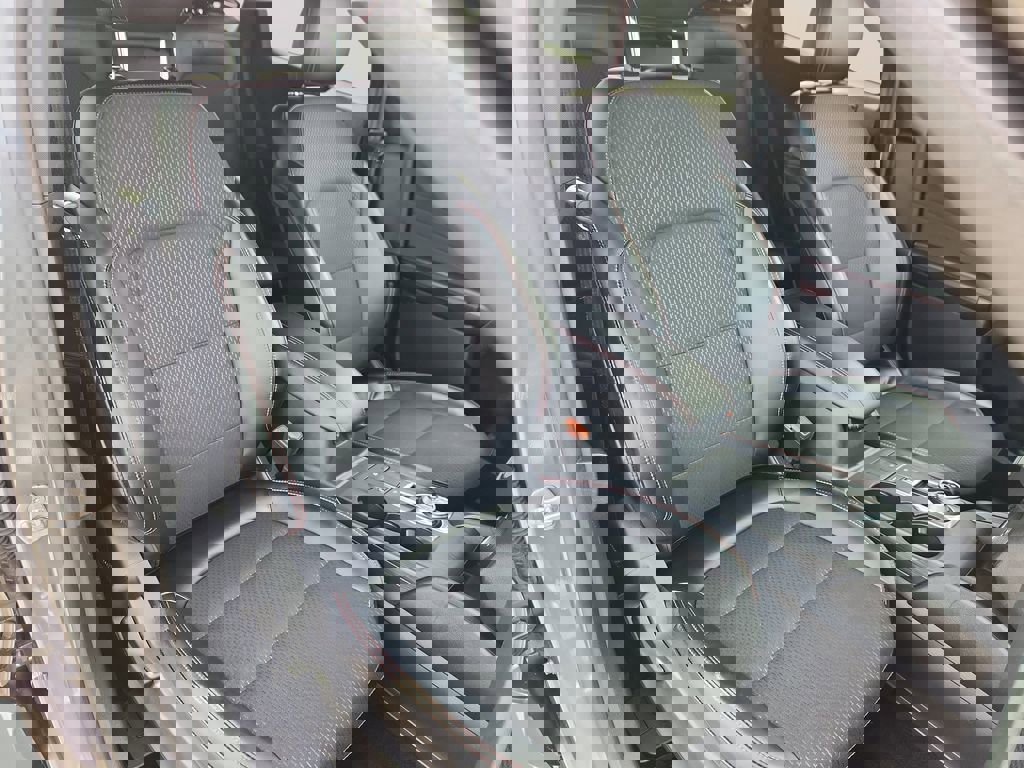 Used 2025 Ford Escape ST-Line AWD/4WD image 14